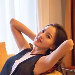 超高清美女动漫壁纸资源库