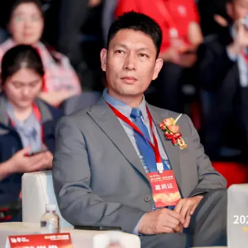 轻奢化妆品包装盒