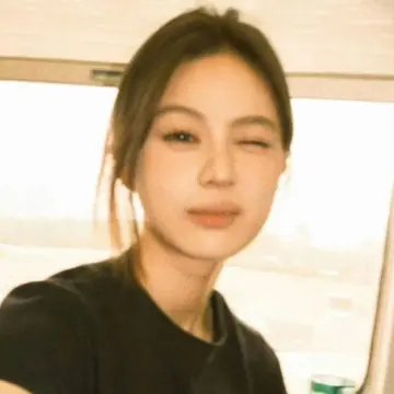 初中政治余颖老师