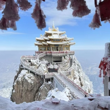 洛阳文旅小精灵景点智能导览助手张瑞芬创作